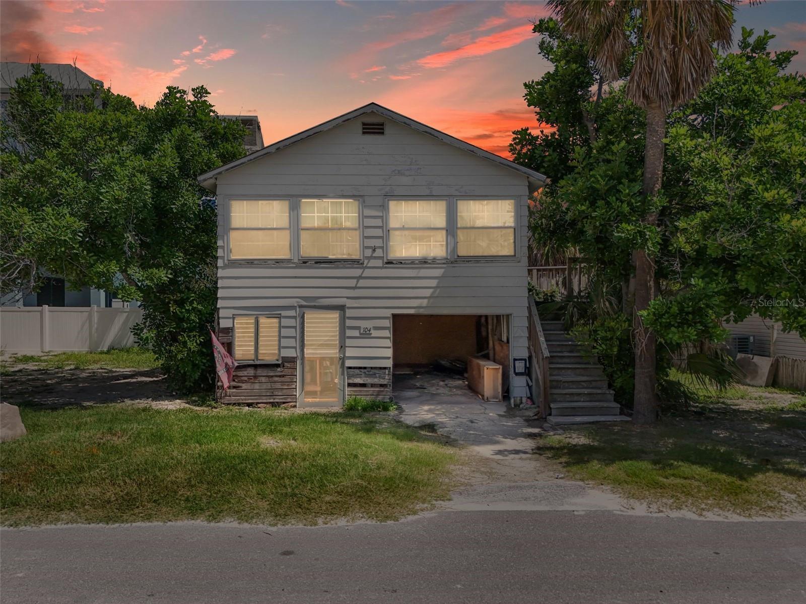 Property Photo: 104 10th Street S FL 34217