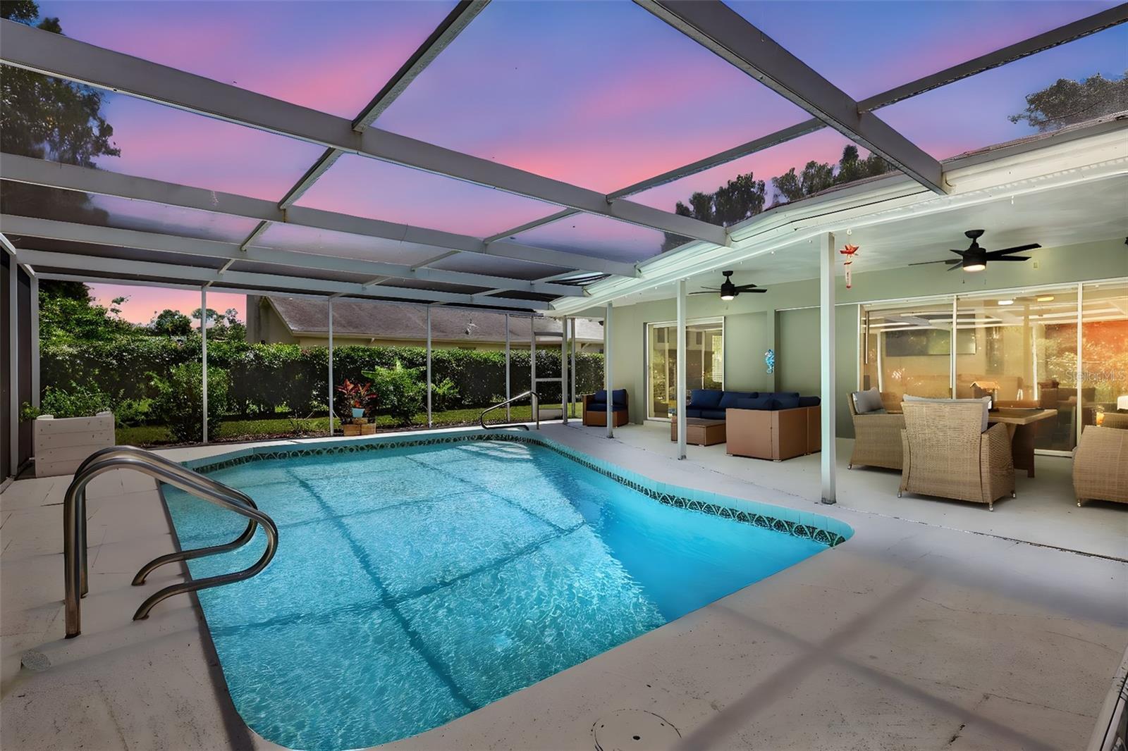 Property Photo:  8003 Conservatory Drive  FL 34243 