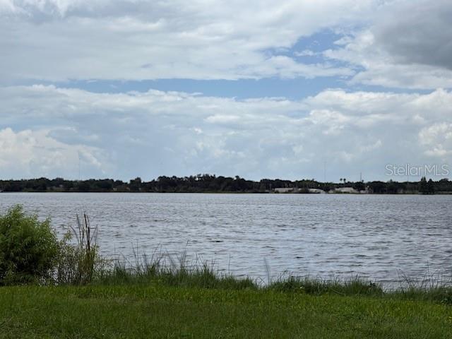Property Photo: 6515 Walton Way FL 33610