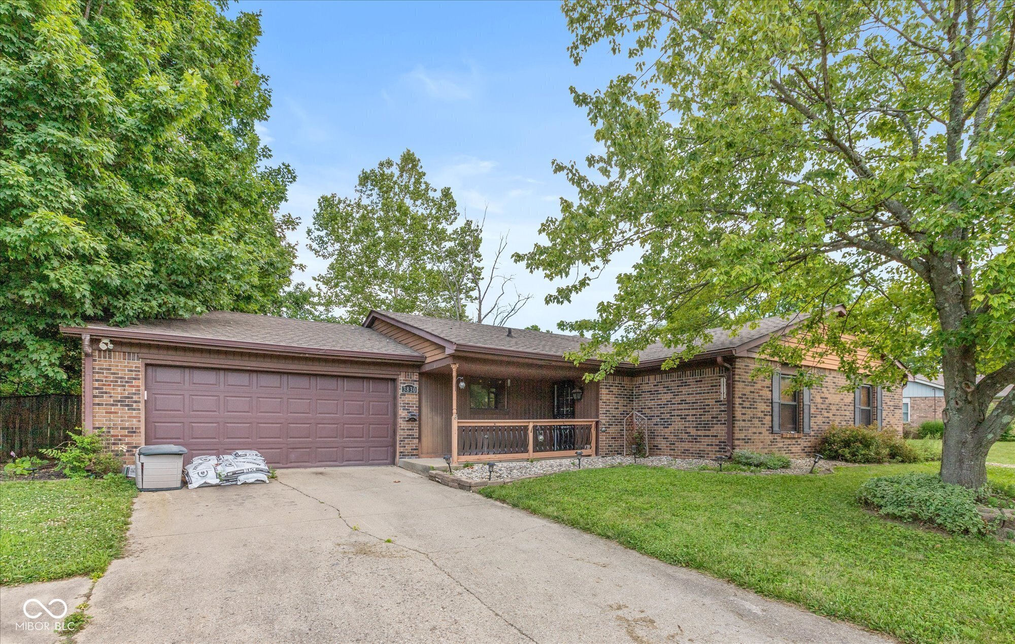 Property Photo: 3830 Pineview Lane IN 46142