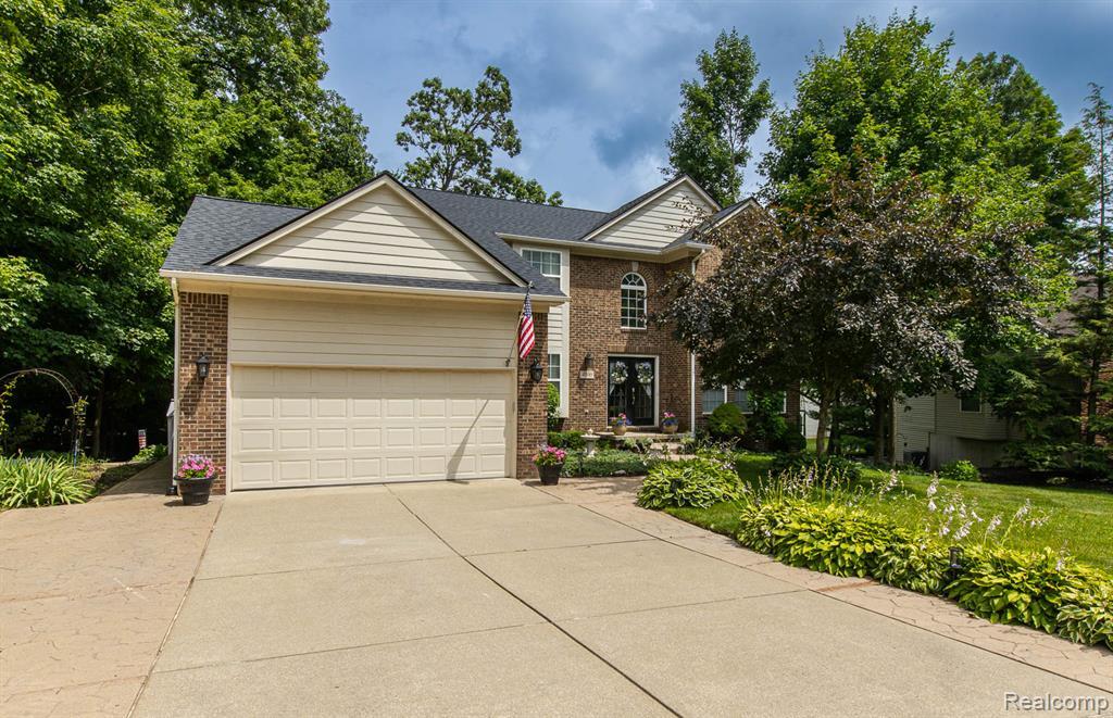 4500 Red Oak Boulevard  Waterford MI 48329 4721 photo