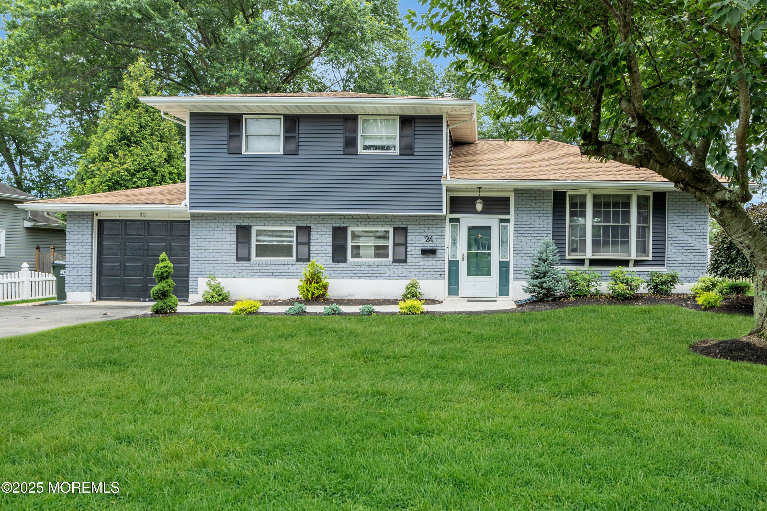 24 Willow Brook Road  Freehold NJ 07728 photo