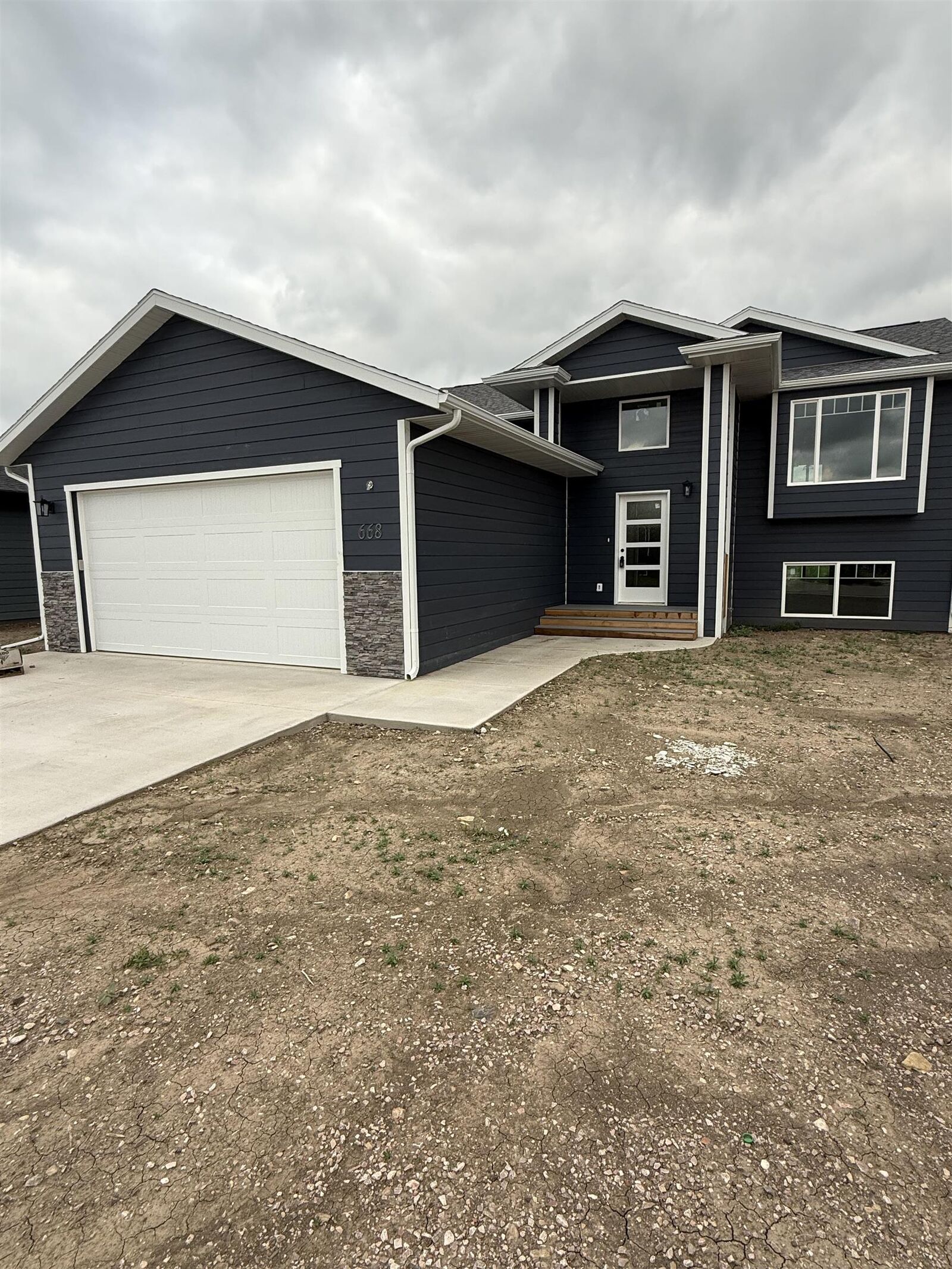 Property Photo: 668 Eagle Court SD 57719