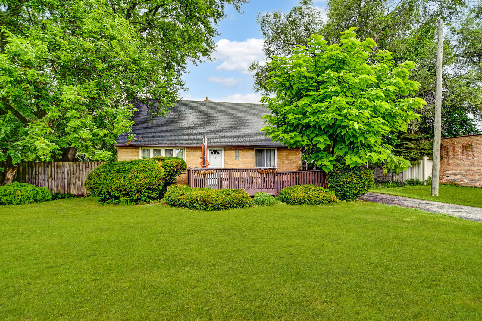 Property Photo: 7912 S 85th Avenue IL 60458