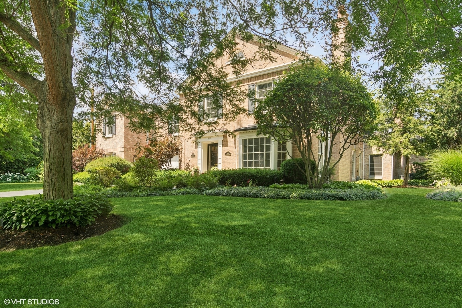 Property Photo: 500 E Mayfair Road IL 60005