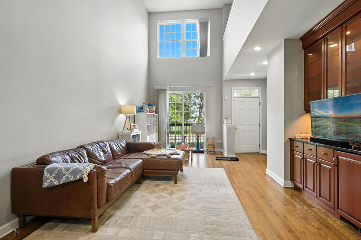 Property Photo: 679 Central Avenue IL 60015