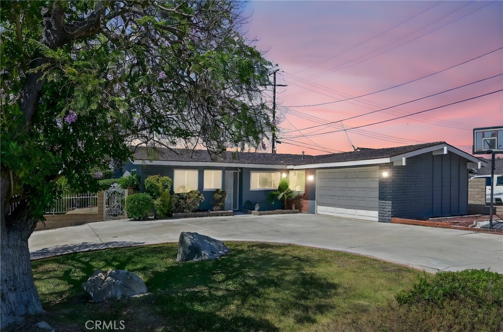 Property Photo:  4931 Saint Andrews Avenue  CA 90621 