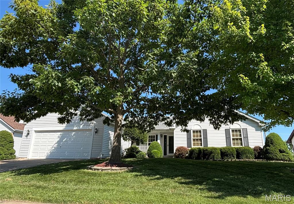 3420 Cottonwood Drive  St Charles MO 63301 photo