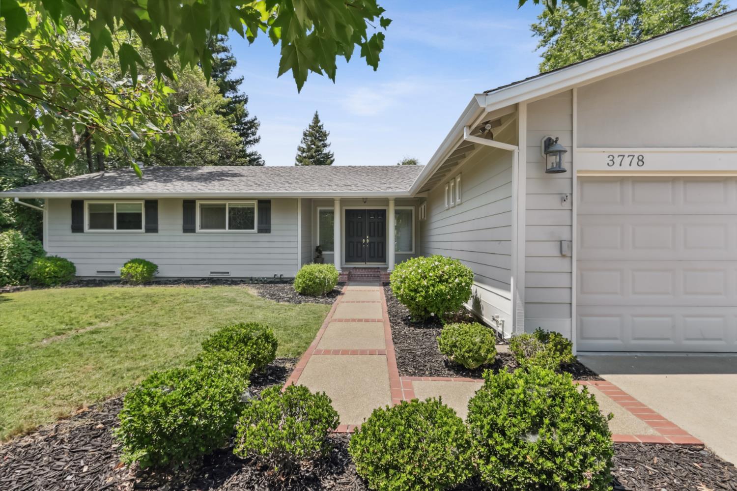 Property Photo: 3778 Arrowhead Court CA 95762