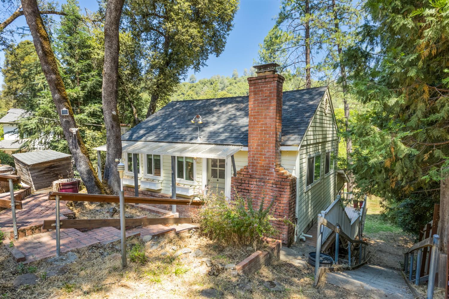 Property Photo:  5743 Stream Way  CA 95684 