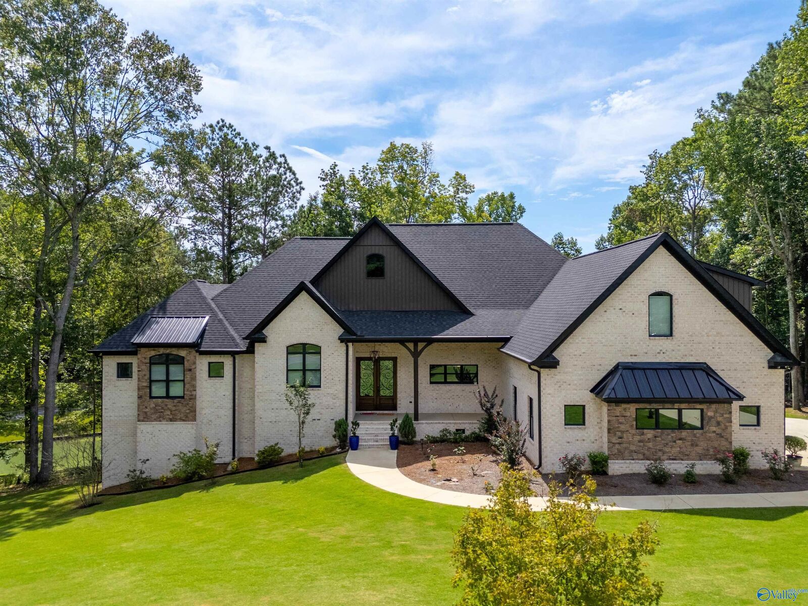 Property Photo:  435 River Ridge Road  AL 35901 