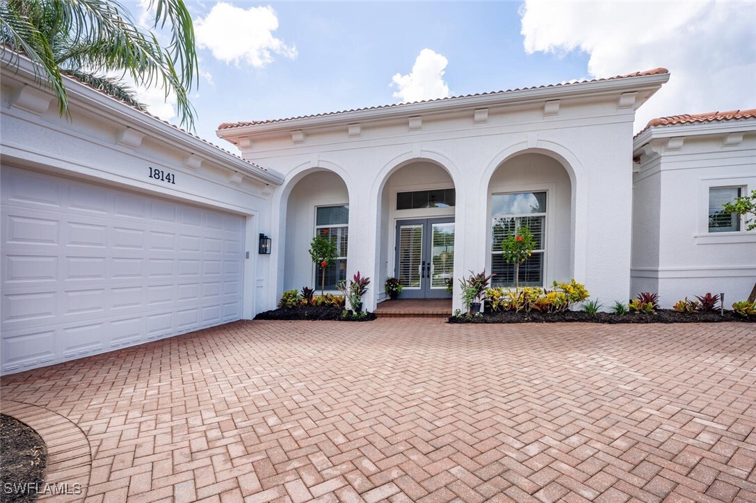 Property Photo:  18141 Creekside View Drive  FL 33908 