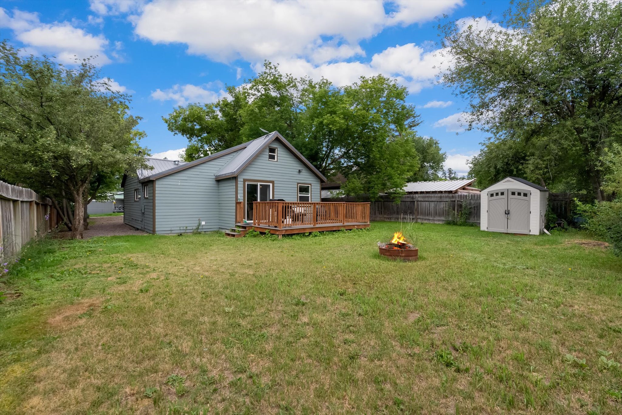 Property Photo: 812 4th Avenue E MT 59912