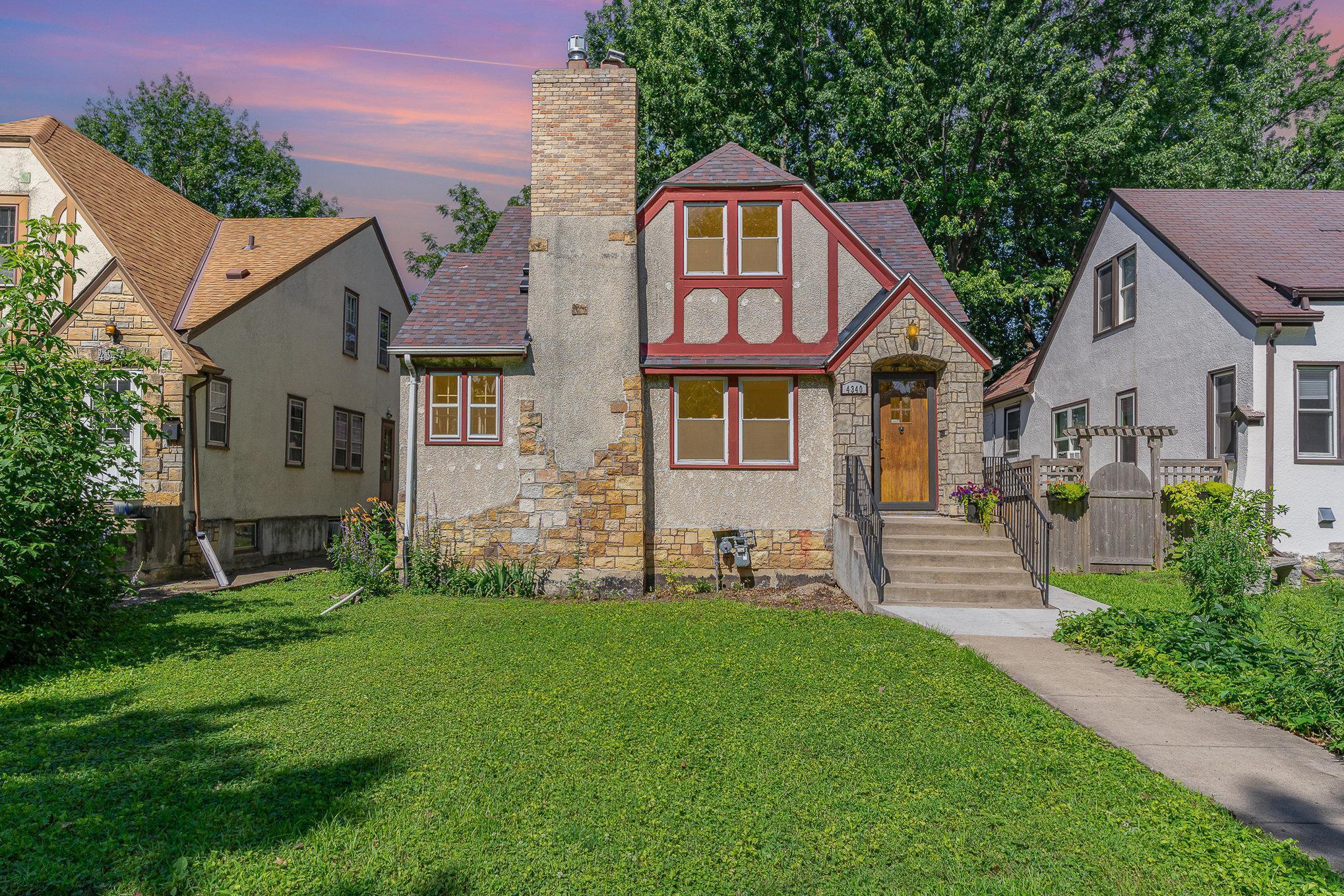 Property Photo: 4340 Oakland Avenue MN 55407