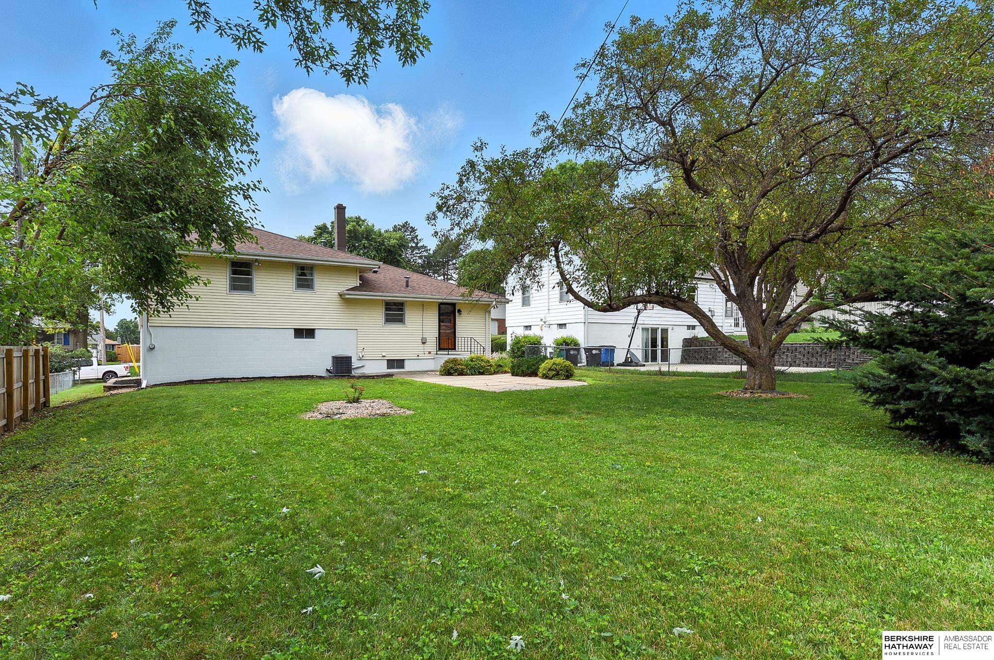Property Photo: 8218 Castelar Street NE 68124