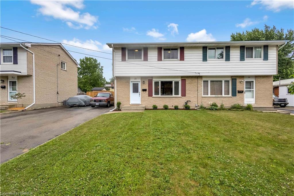 Property Photo: 31 Parkview Heights ON N5H 2J9