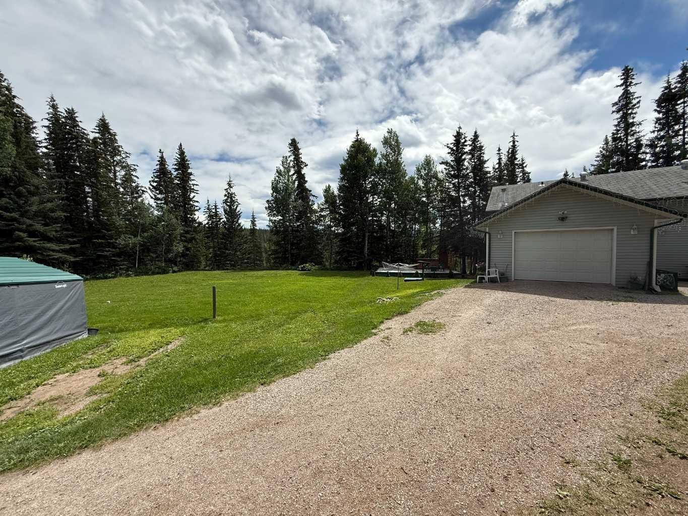 Property Photo:  50519 Hwy 16 E  AB T7V 1X5 