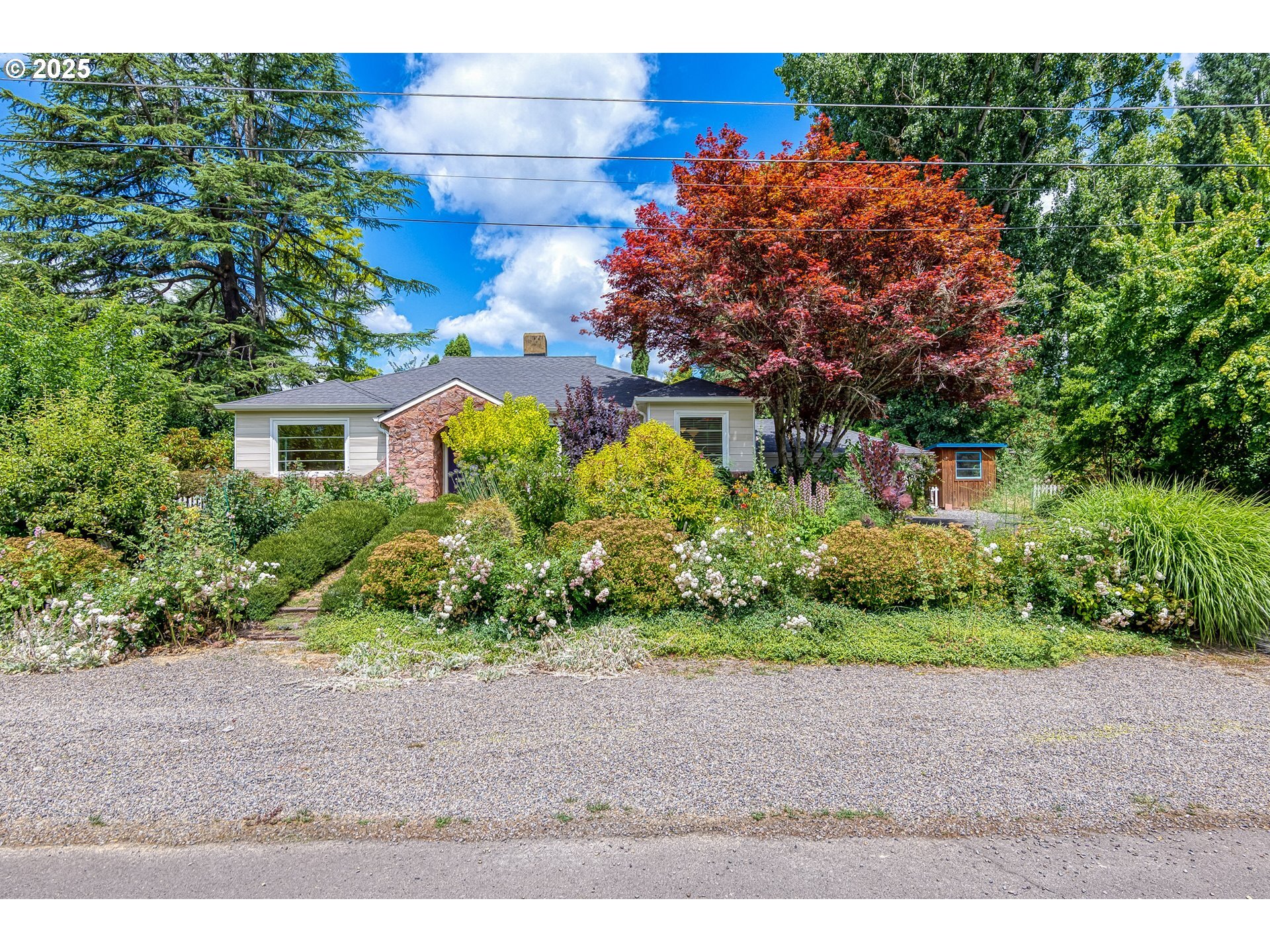 Property Photo: 8285 SW Parrway Dr OR 97225