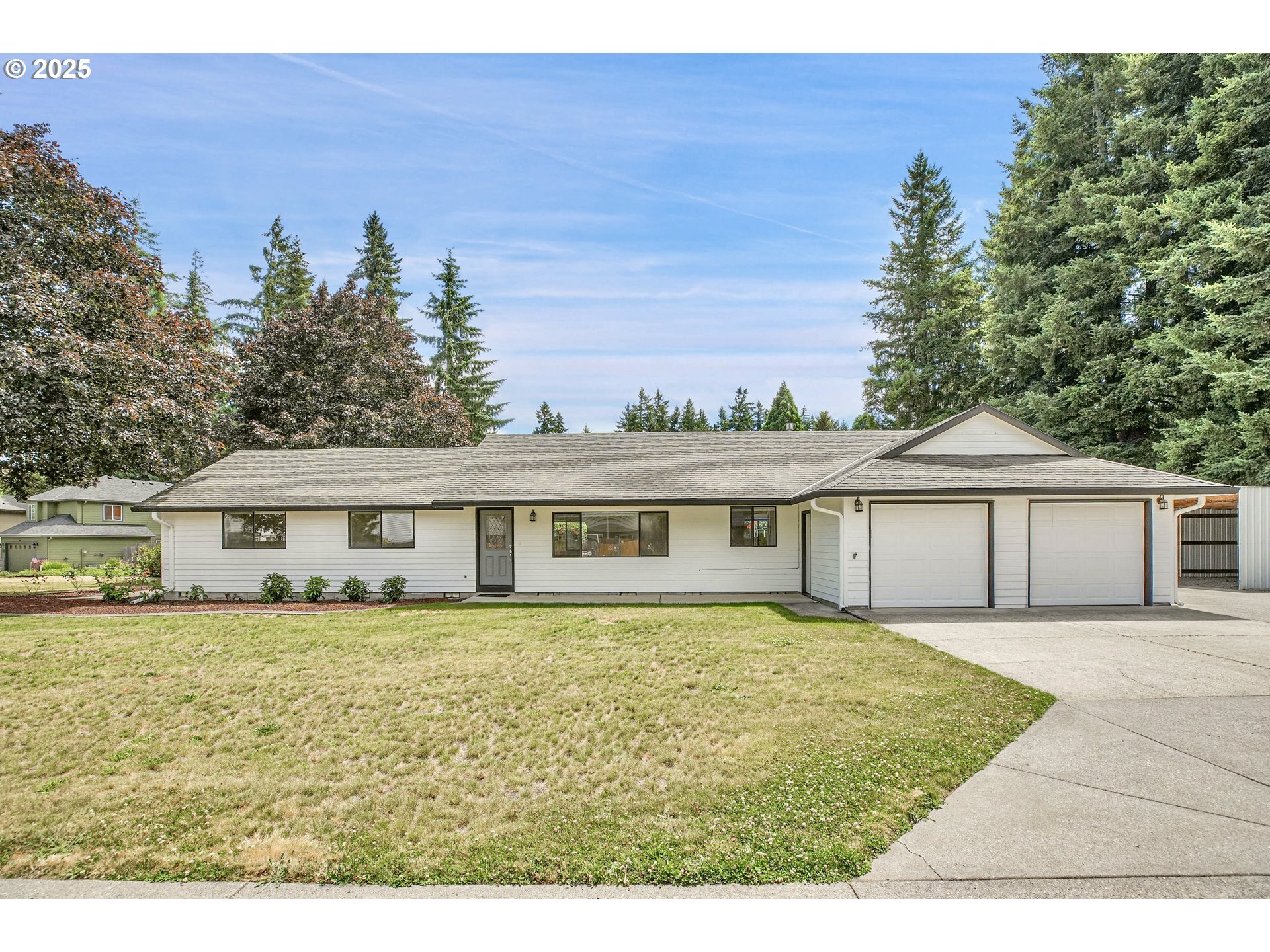 Property Photo: 14333 SE Morning Sun Ct OR 97015