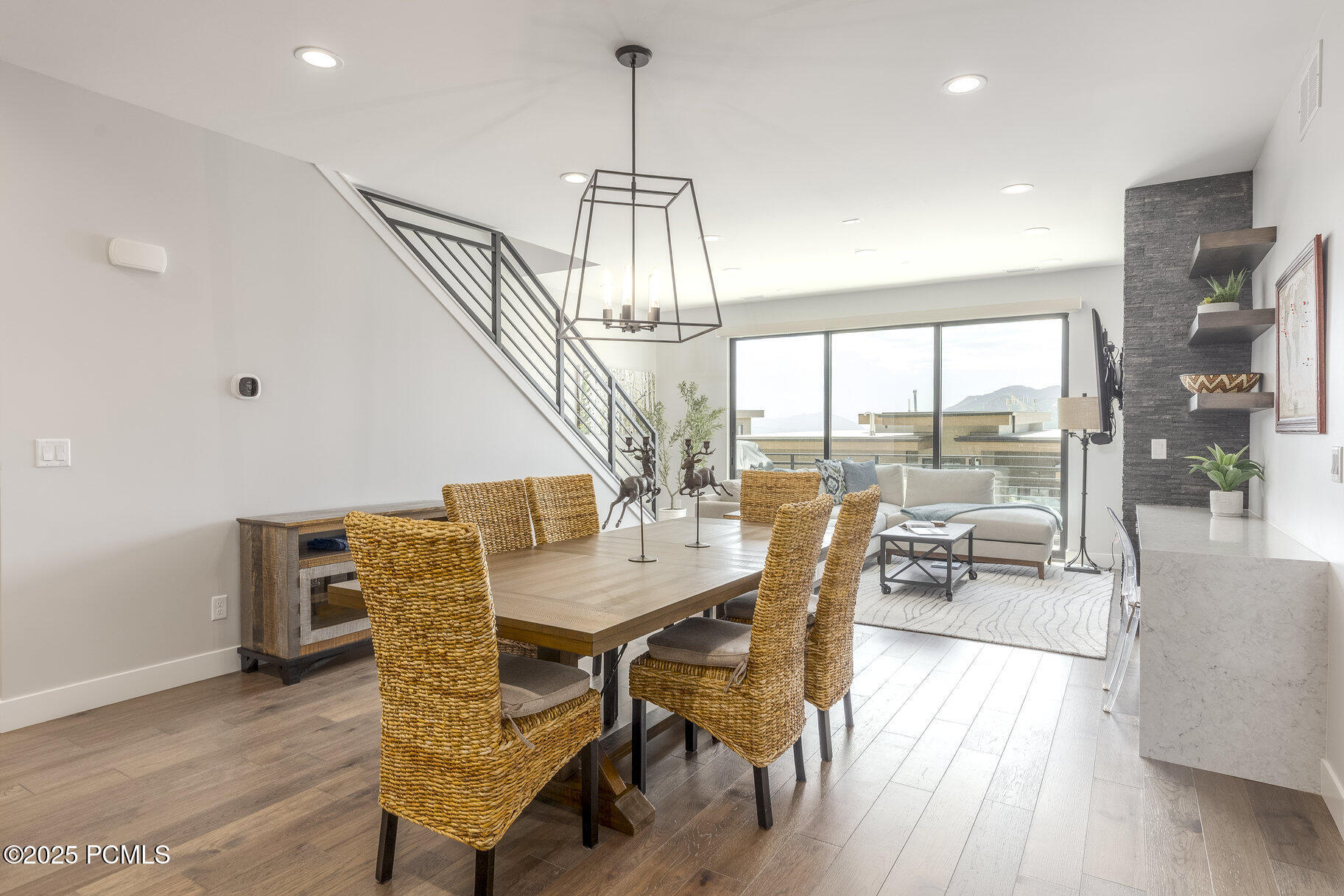 Property Photo:  855 E Klaim Drive  UT 84036 