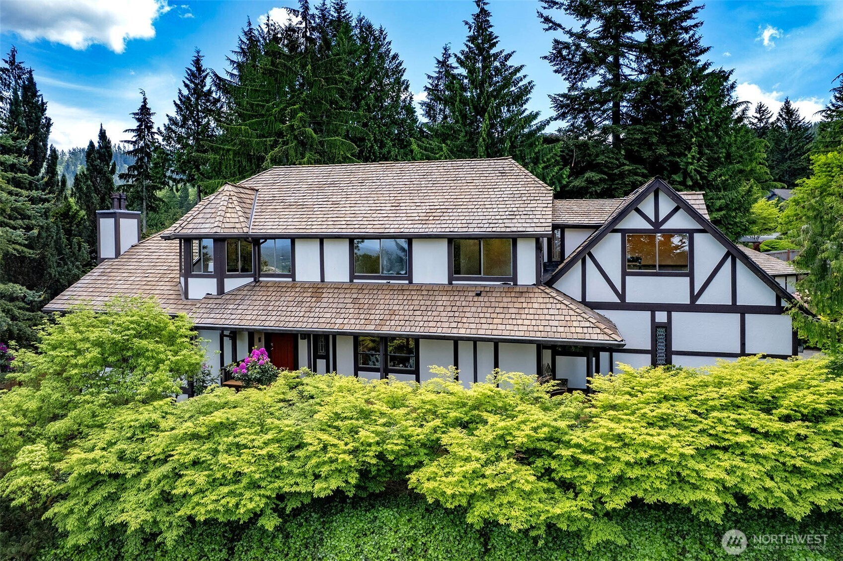 Property Photo:  2120  Squak Mountain Loop SW  WA 98027 