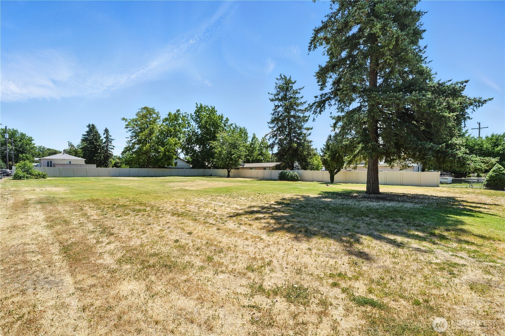 715 SE Birch Avenue  College Place WA 99324 photo