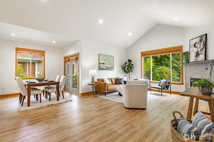 Property Photo:  9002  Gleneagle Drive  WA 98230 