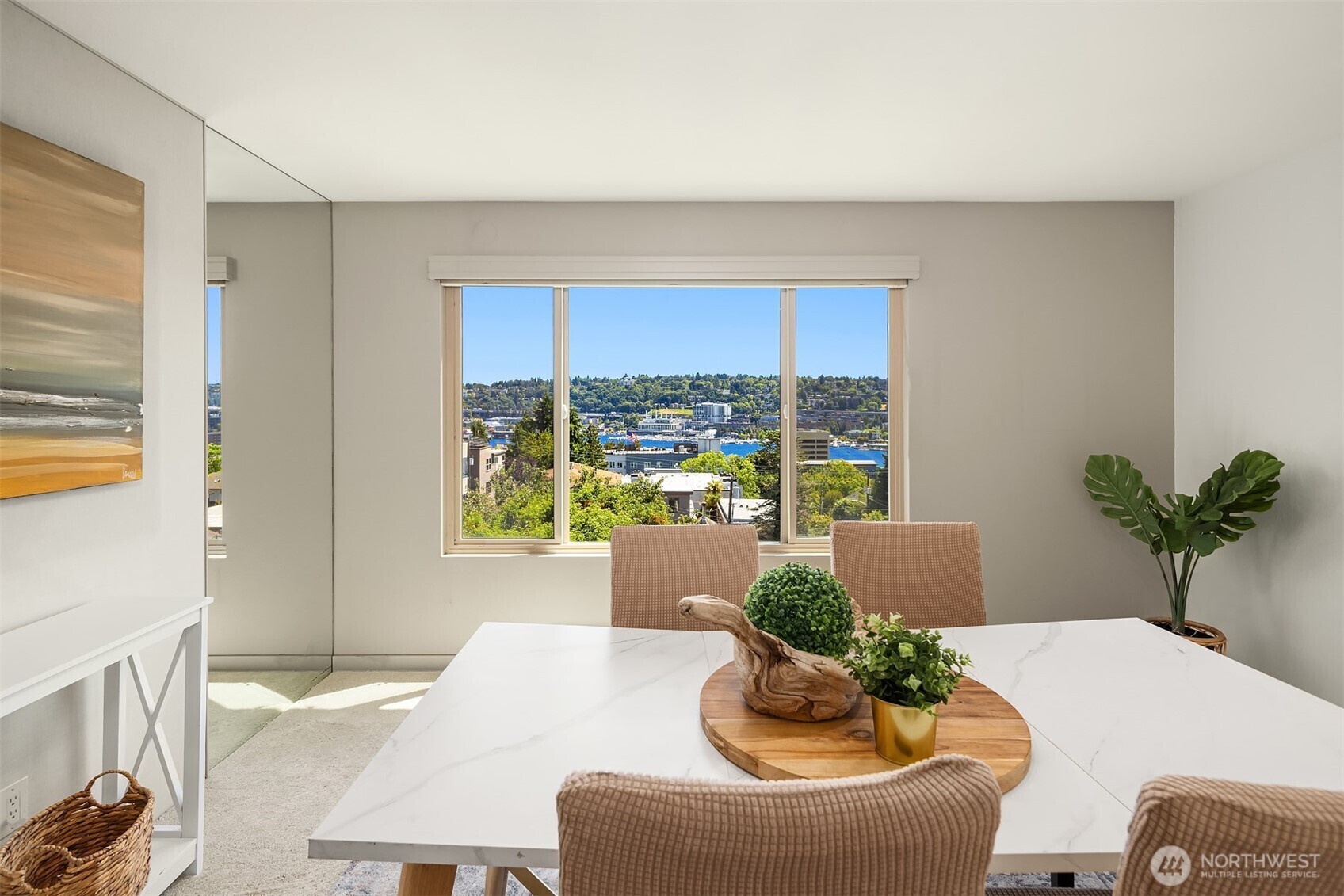 Property Photo: 1234 Taylor Avenue N 401 WA 98109