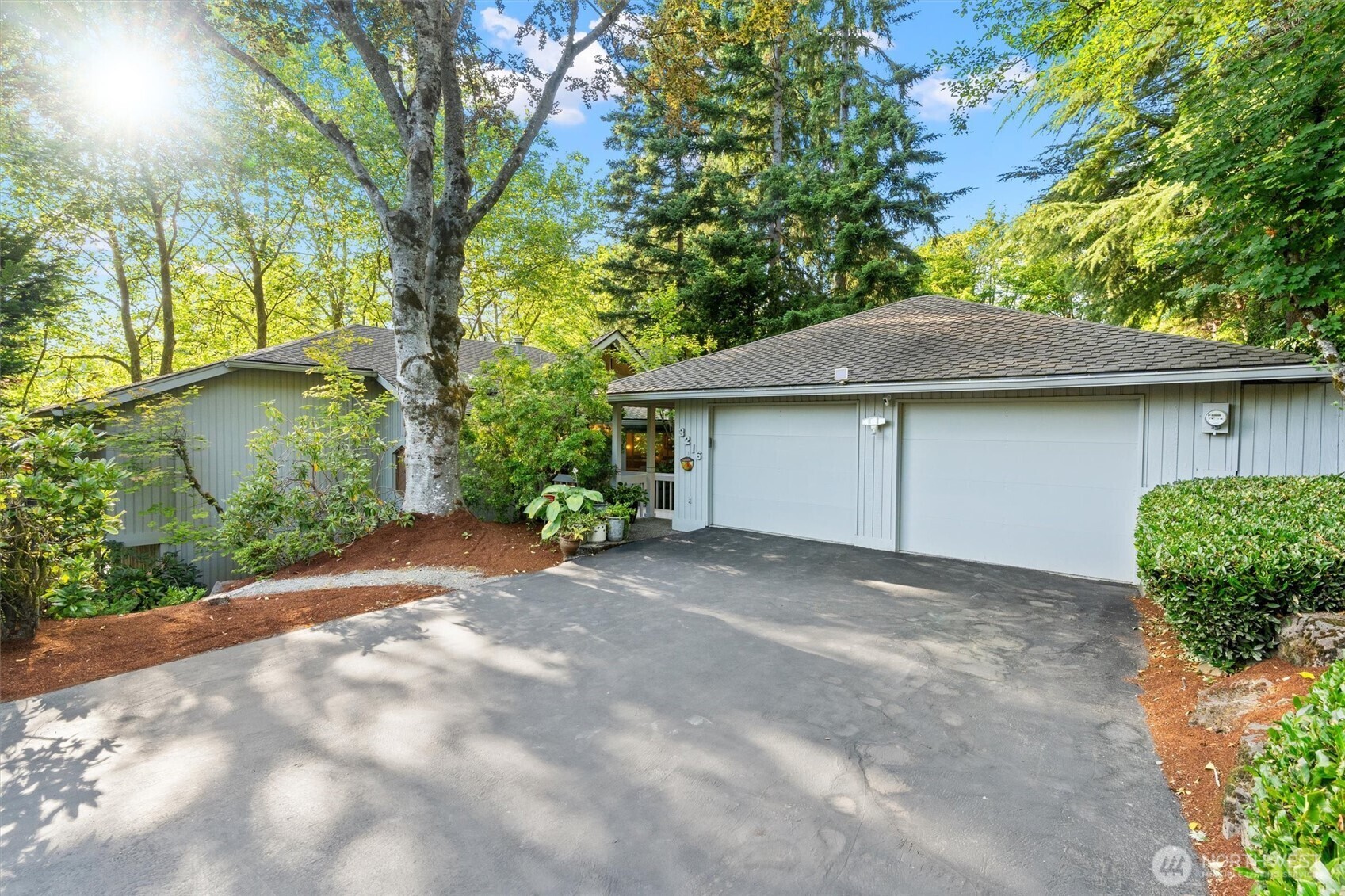 Property Photo: 3216 142nd Place NE WA 98007