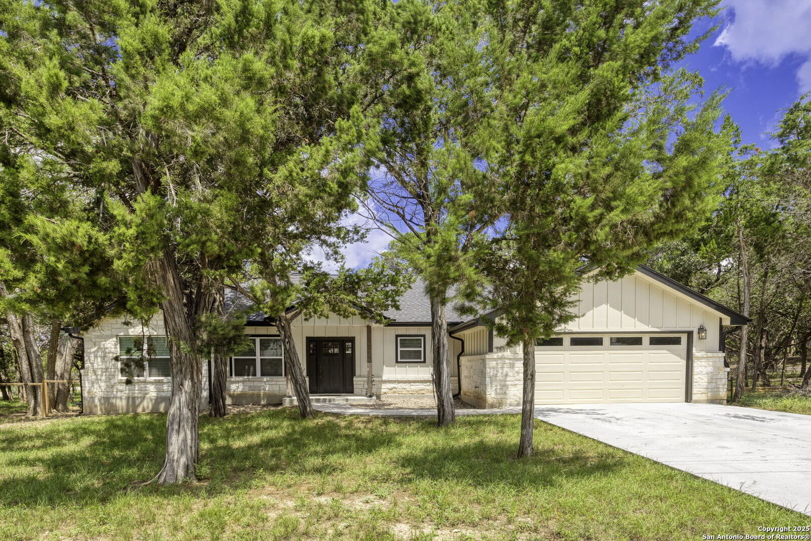 Property Photo:  188 Old Camp  TX 78003 