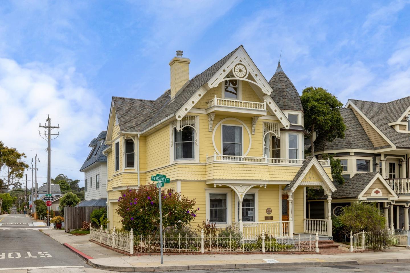 Property Photo: 132 Forest Avenue CA 93950