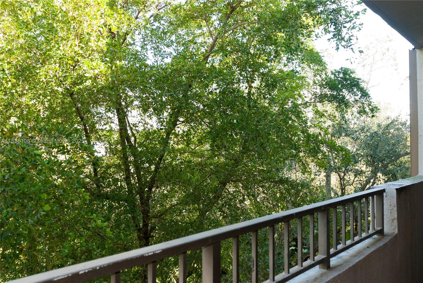 Property Photo: 141 Crandon Blvd 342 FL 33149