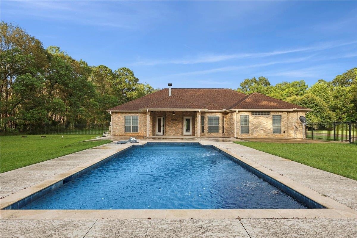 Property Photo: 6705 N Fm 105 TX 77662