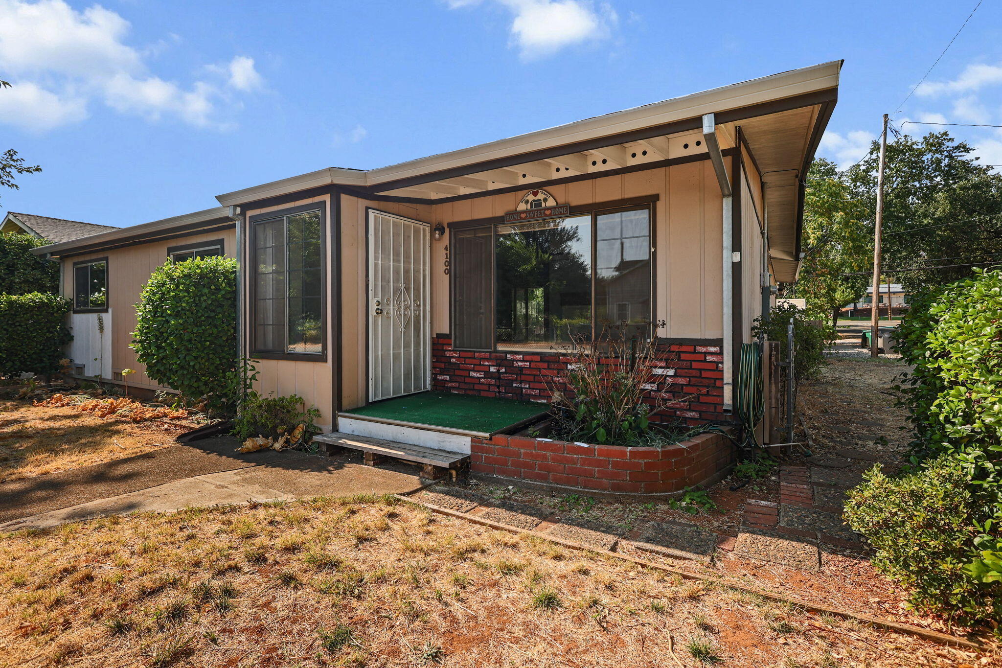 Property Photo: 4100 Fort Peck Street CA 96019