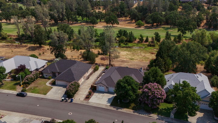 Property Photo: 1533 Spanish Bay Drive CA 96003