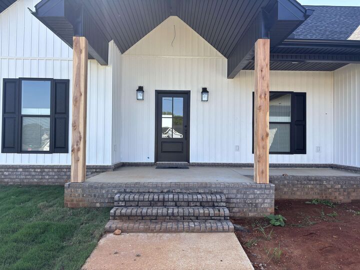 20 Ridge Dr  Muscle Shoals AL 35661 - MUSCLE S photo