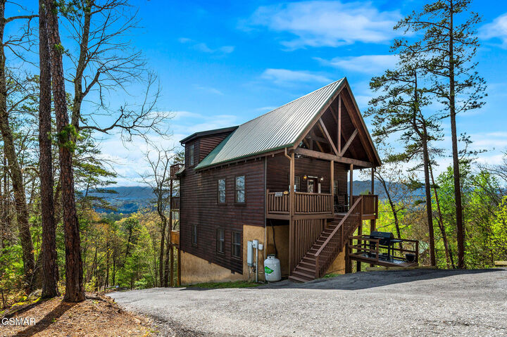 Property Photo: 2251 Upper Middle Creek Road TN 37876