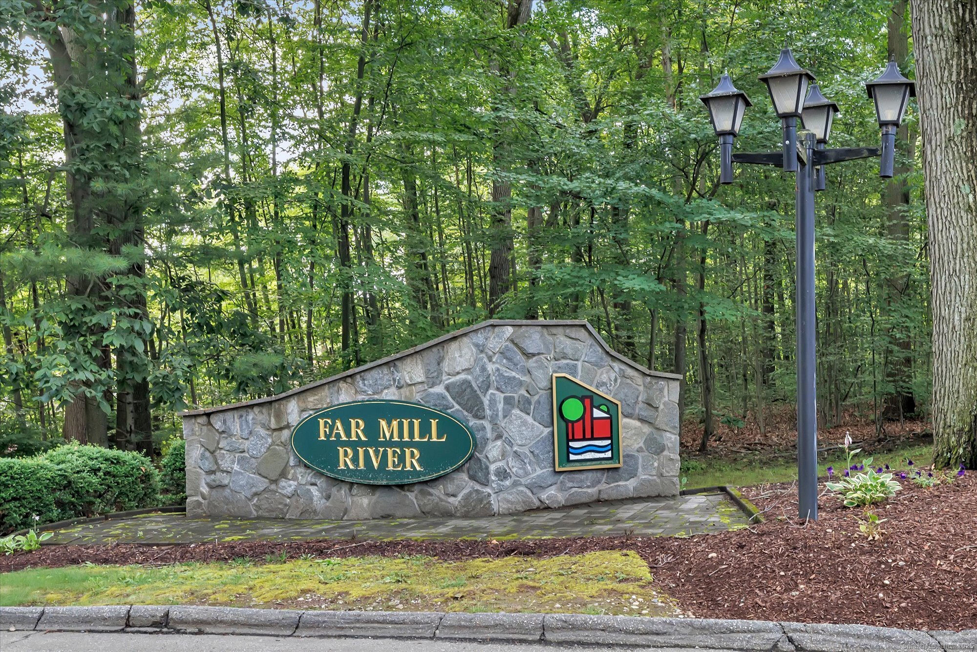 Property Photo: 23 Happy Hollow Circle B CT 06614