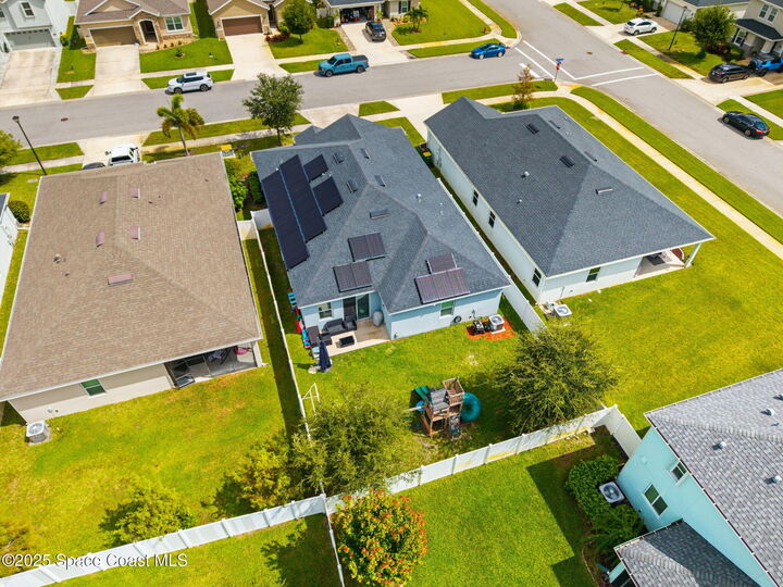 Property Photo: 1611 Orsi Place FL 32904