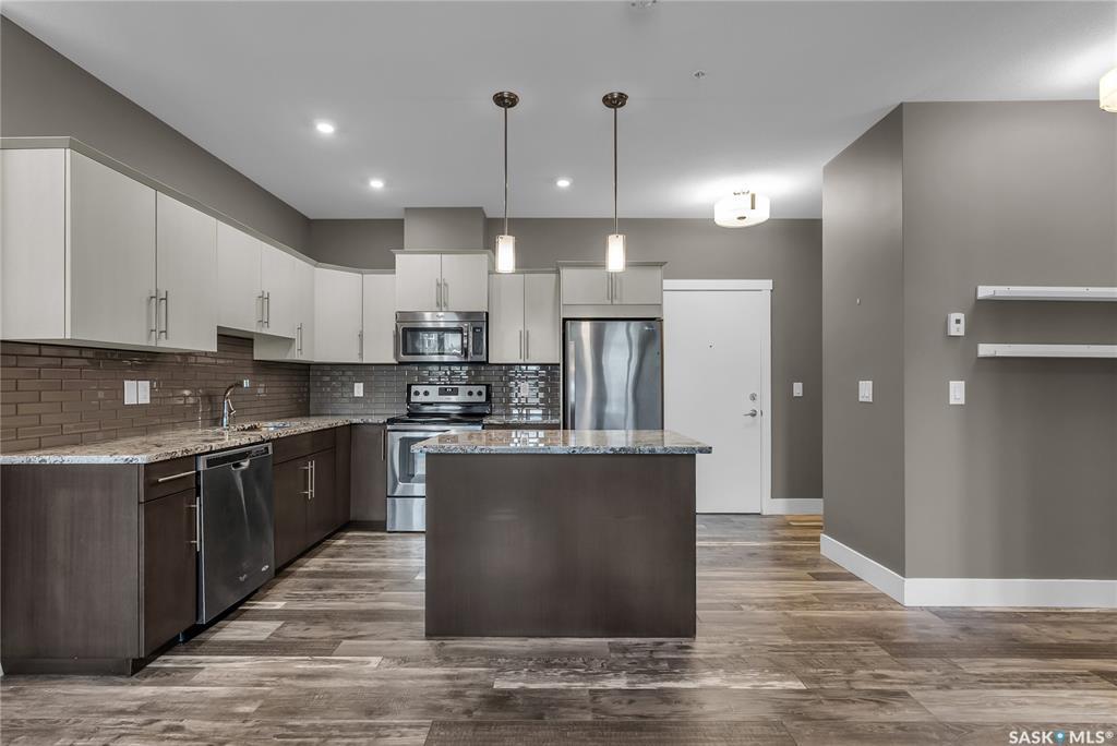415 Maningas Bend 102  Saskatoon SK S7W 0T6 photo