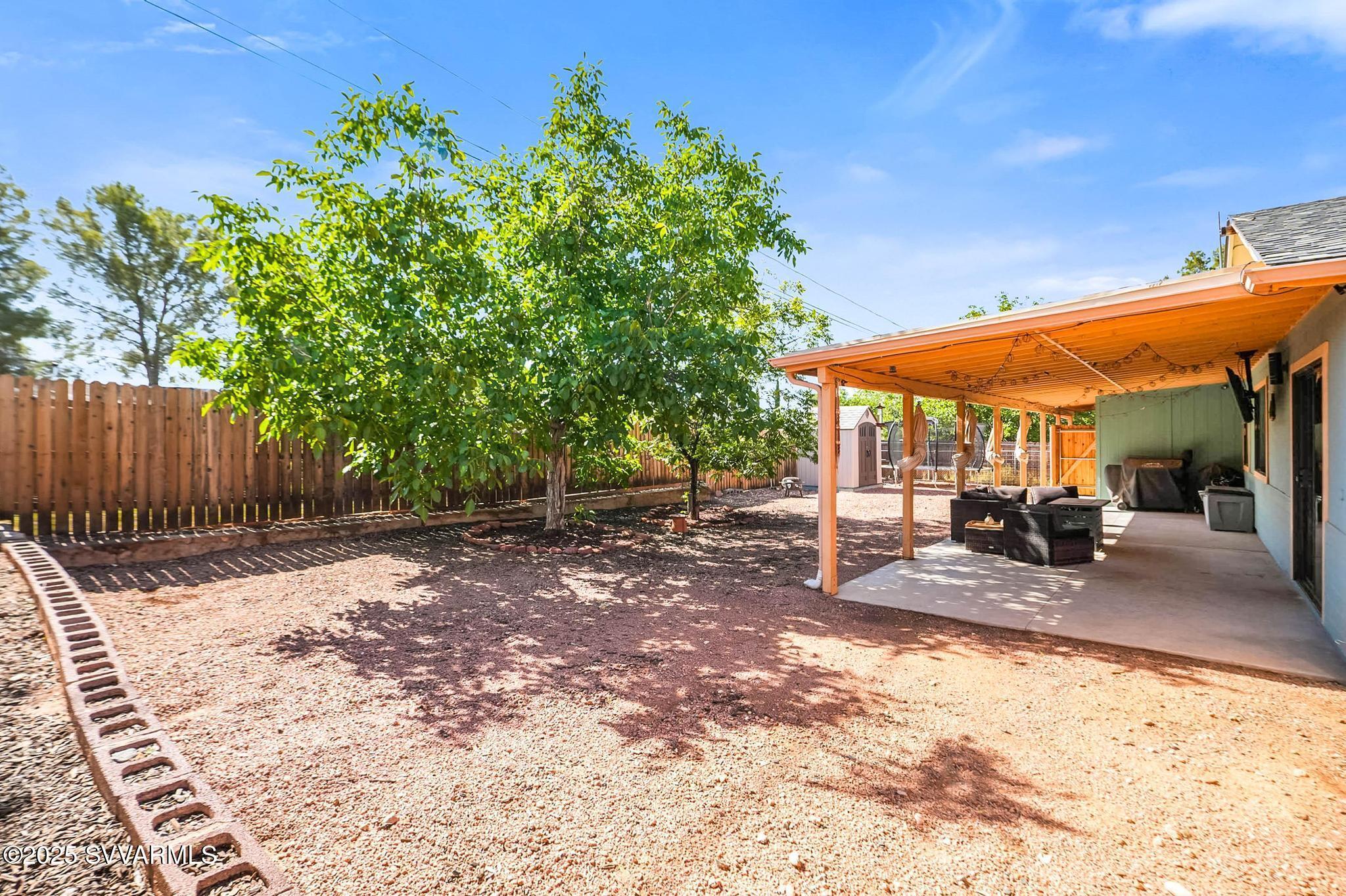 Property Photo:  1049 S 4th St  AZ 86326 