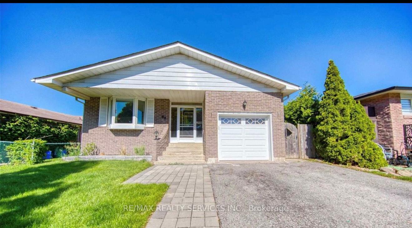 Property Photo: 88 Clover Ridge Drive W ON L1S 3E8