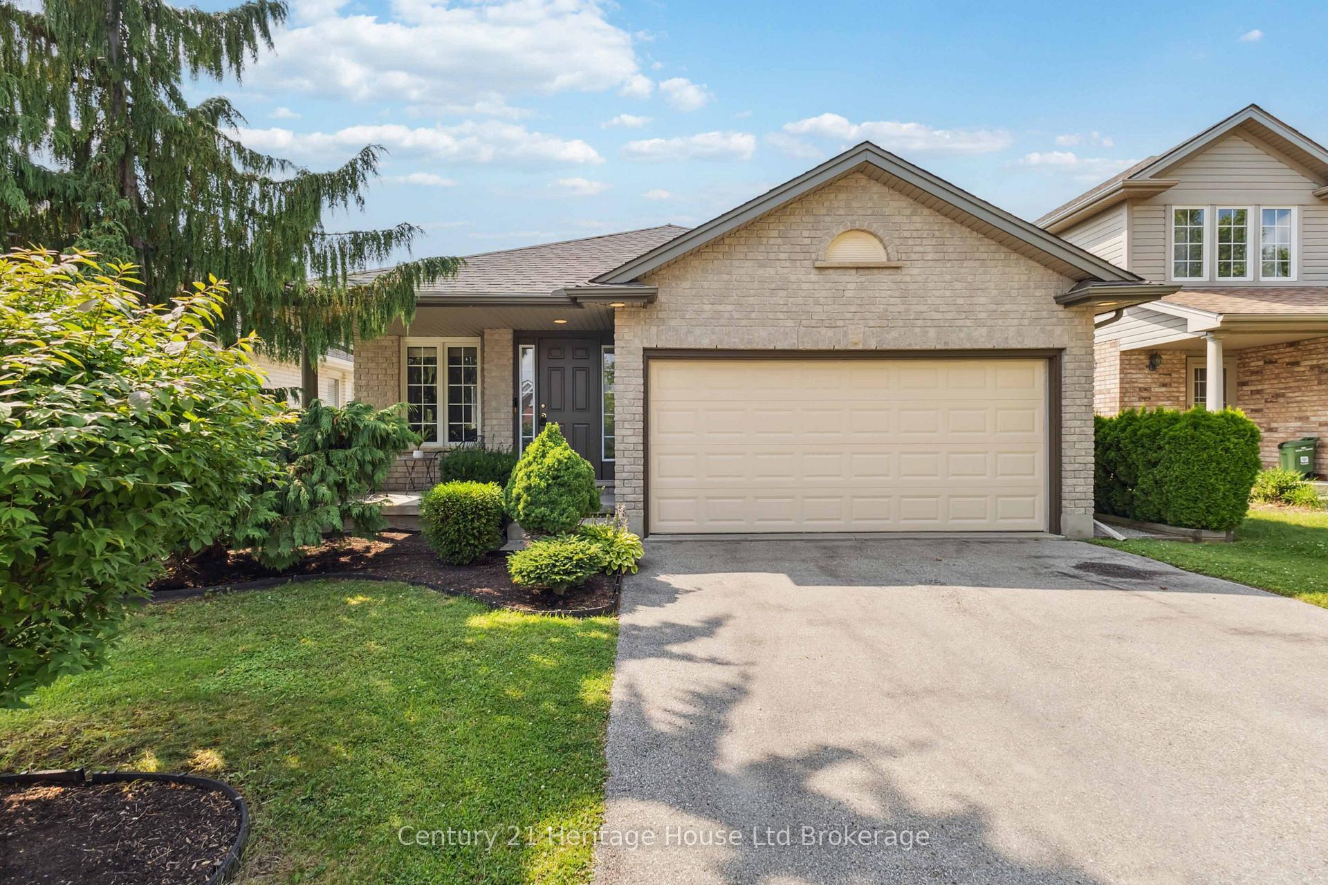 2234 Thornicroft Crescent  London South ON N6P 1T6 photo
