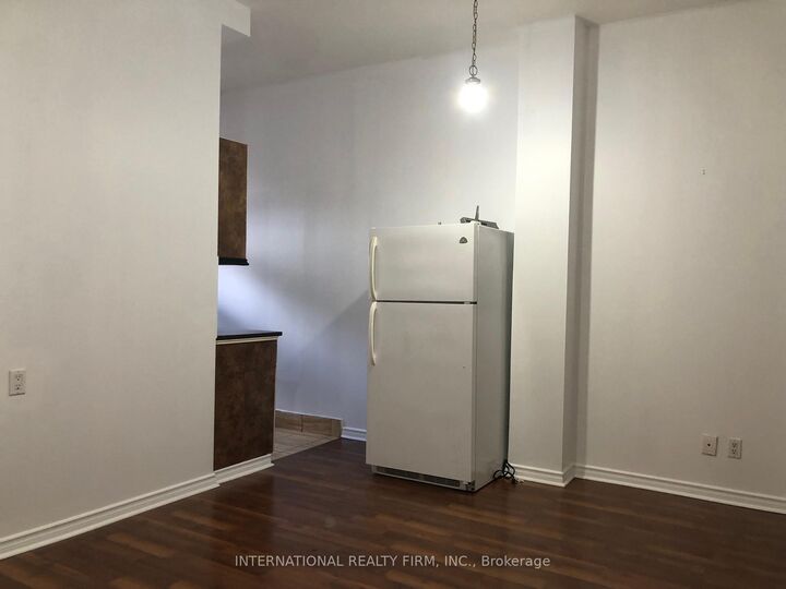 Property Photo:  1272 Danforth Avenue Main  ON M4J 1M6 