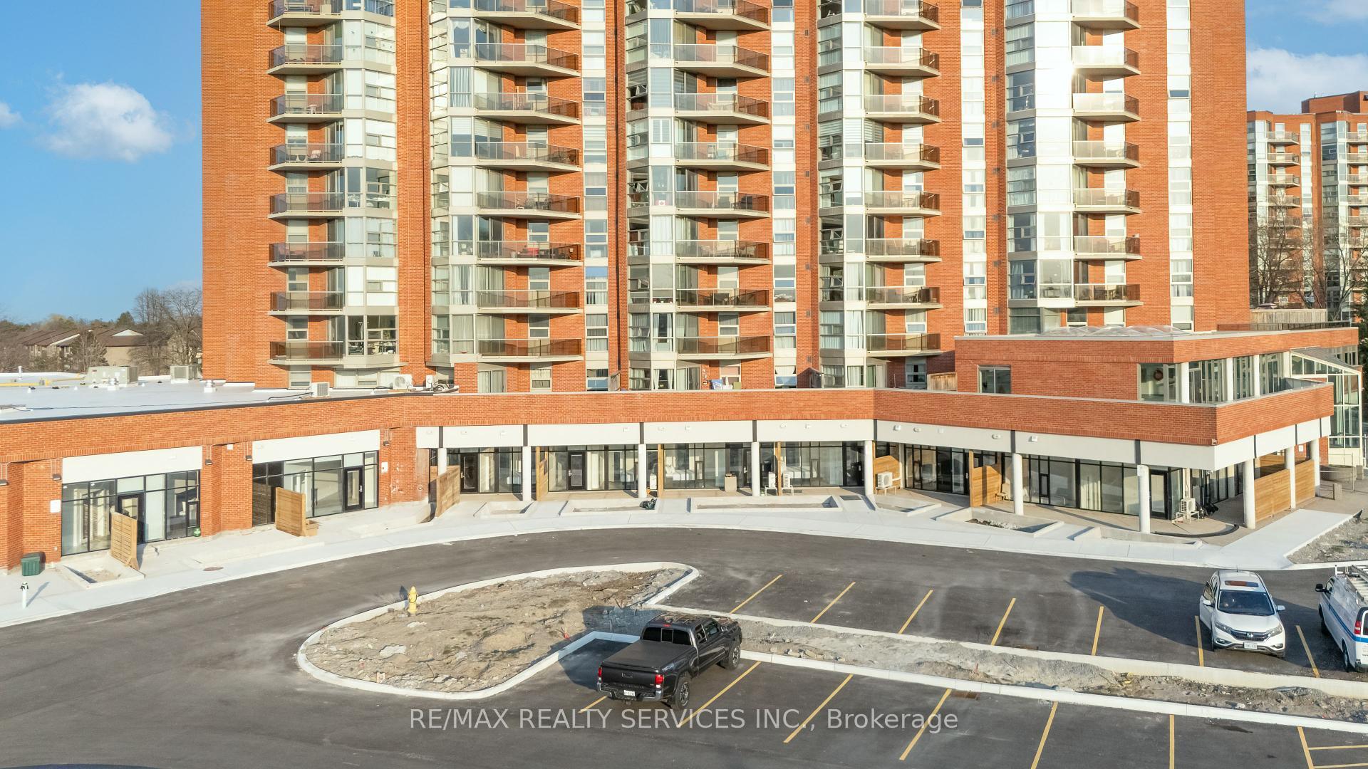 Photo de la propriété: 30 Dean Park Road #2 ON M1B 3H1