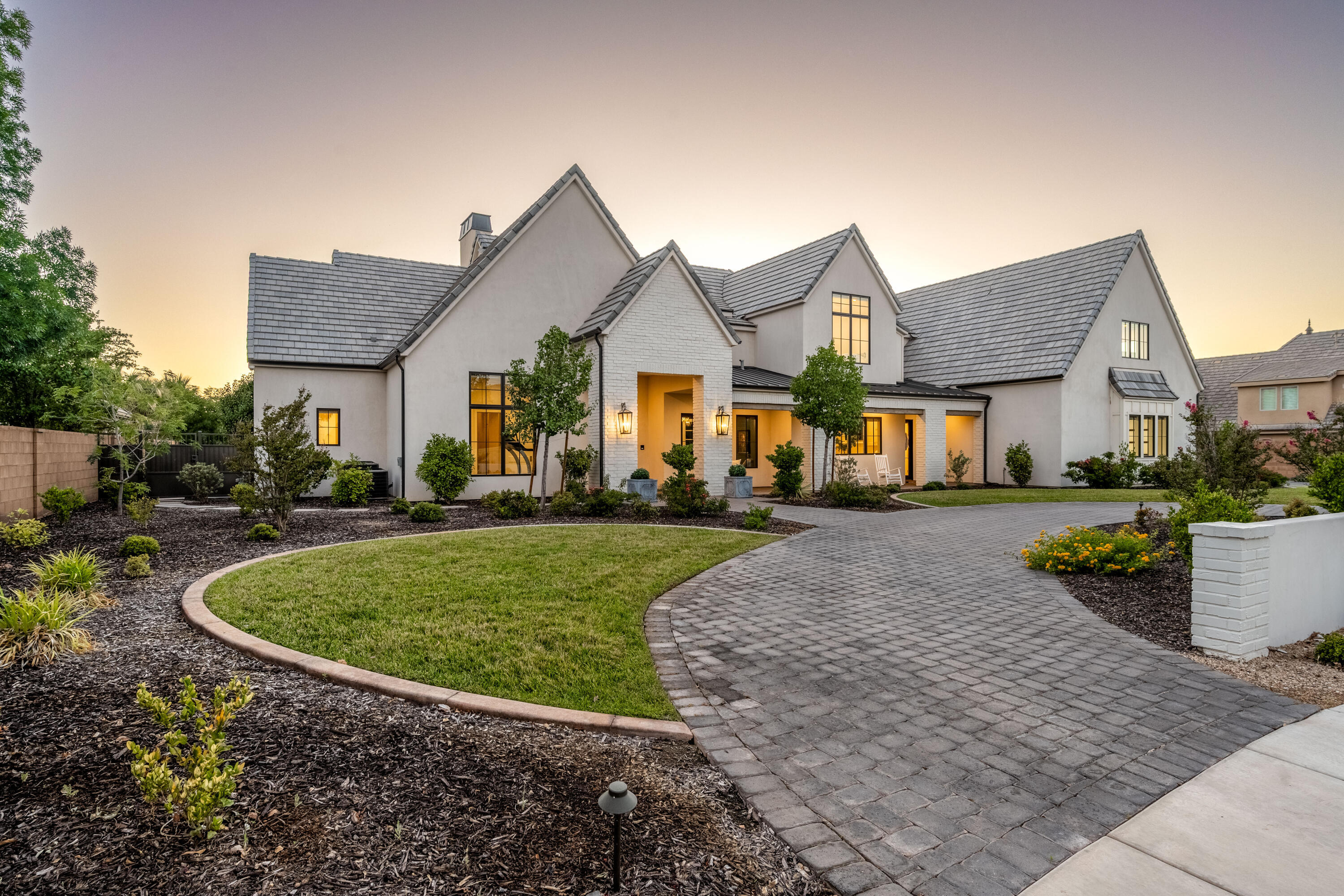 Property Photo: 2916 S 300 E UT 84780