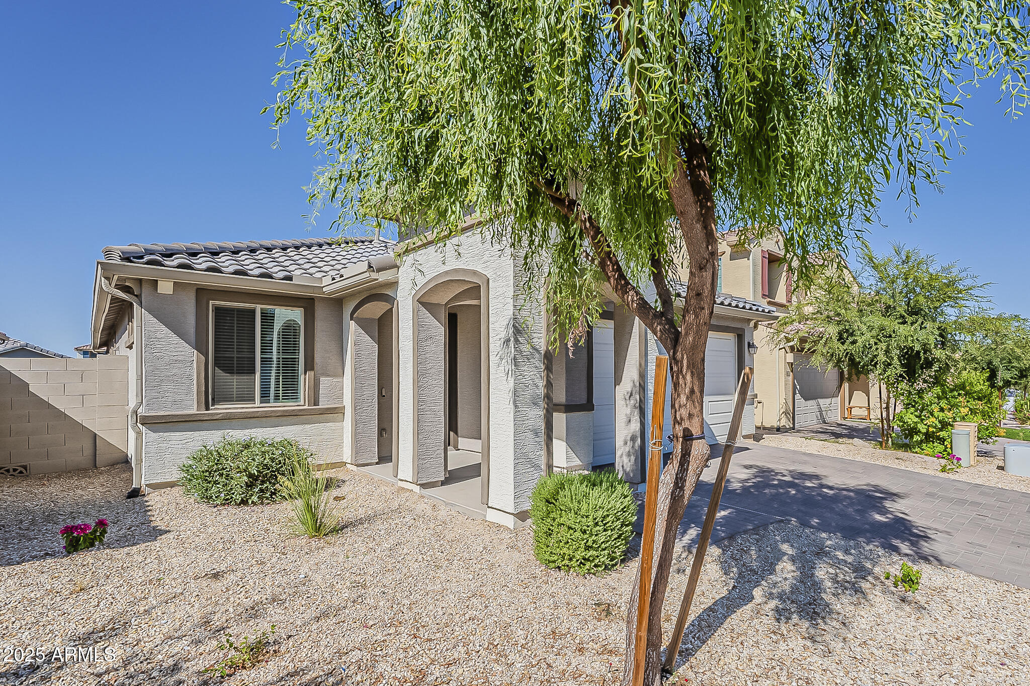 Property Photo: 8749 W San Miguel Avenue AZ 85305