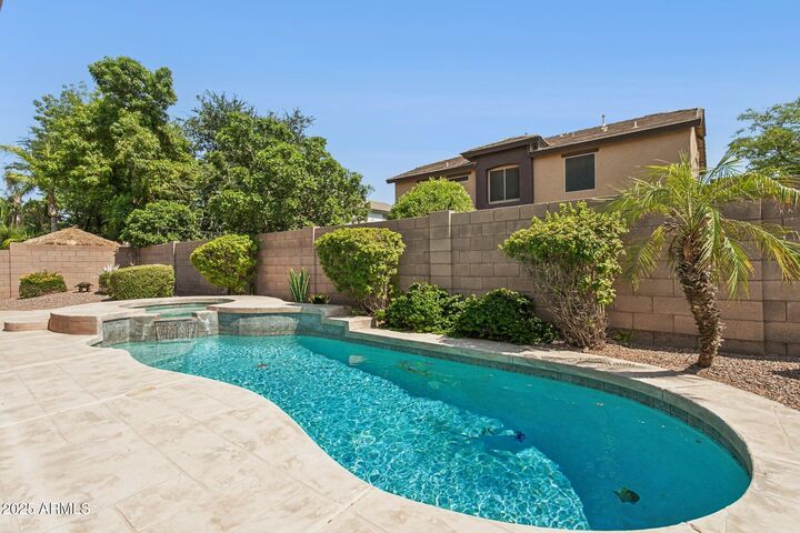 Property Photo: 4159 E Shannon Street AZ 85295