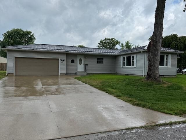 Property Photo: 1003 Summit Dr. OH 44805