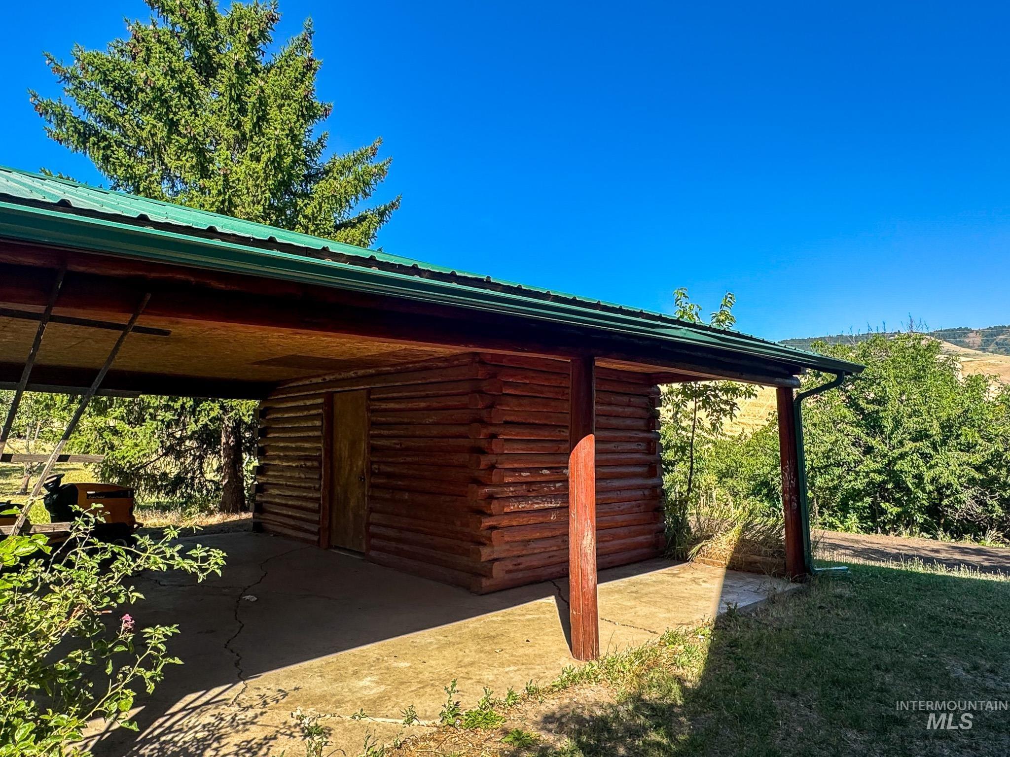Property Photo: 111 Lodge Pole Drive ID 83524